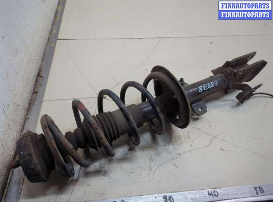 Амортизатор подвески RN1571909 на Dacia Duster 2010-2017