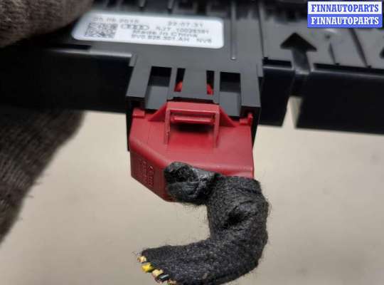 купить Кнопка аварийки на Audi A3 (8V) 2012-2020