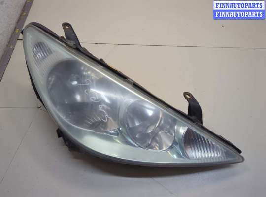 Фара (передняя) TT954377 на Toyota Previa (Estima) 2000-2006