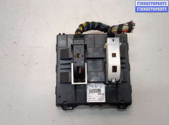 Блок комфорта VG2677028 на Volkswagen Jetta 6 2010-2018