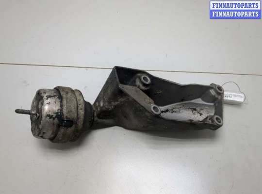 купить Подушка крепления двигателя на Volkswagen Passat 5 1996-2000