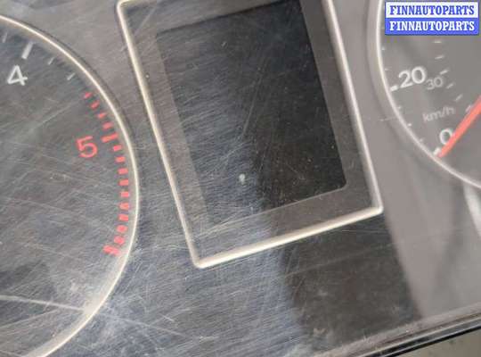 Щиток приборов на Audi A4 (8E/8H, B7)