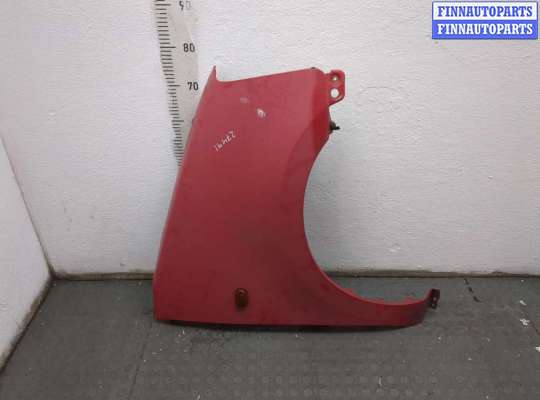 Крыло переднее