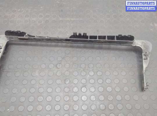 купить Кронштейн решетки радиатора на Volvo XC90 2002-2014