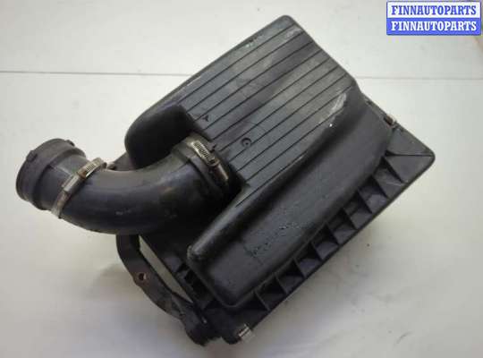 Корпус воздушного фильтра на Opel Zafira A