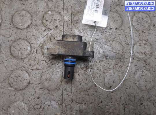 Купить Измеритель потока воздуха (расходомер) на Land Rover Discovery 2 1998-2004 Измеритель потока воздуха (расходомер) LRQ6377 на Land Rover Discovery 2 1998-2004