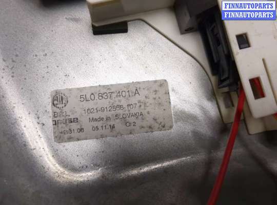 купить Стеклоподъемник электрический на Skoda Yeti 2013-2018