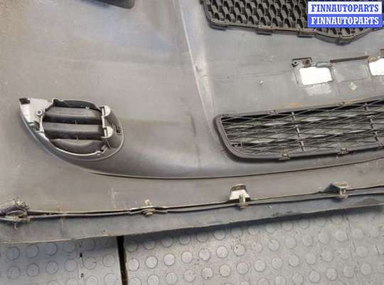 купить Заглушка (решётка) бампера на Toyota Yaris 2005-2011