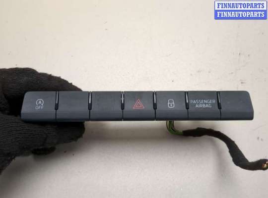 купить Кнопка аварийки на Skoda Kodiaq 2016-2025