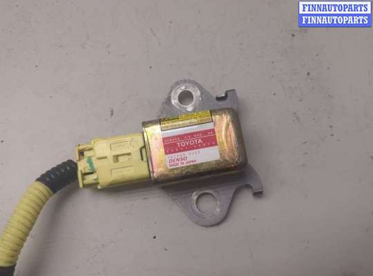 купить Датчик удара на Toyota Sienna 2 2003-2010