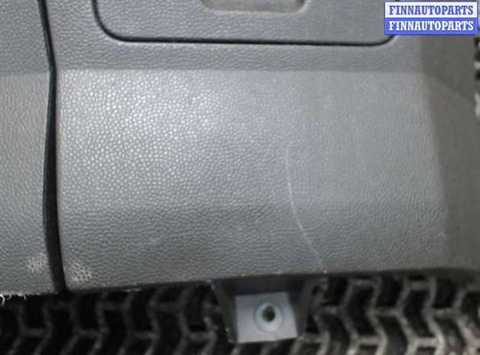 купить Бардачок (вещевой ящик) на Infiniti QX56 2004-2010
