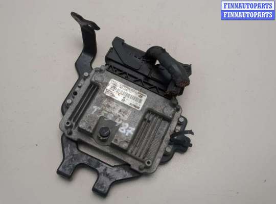 Блок управления двигателем HN591161 на Hyundai ix 35 2010-2015