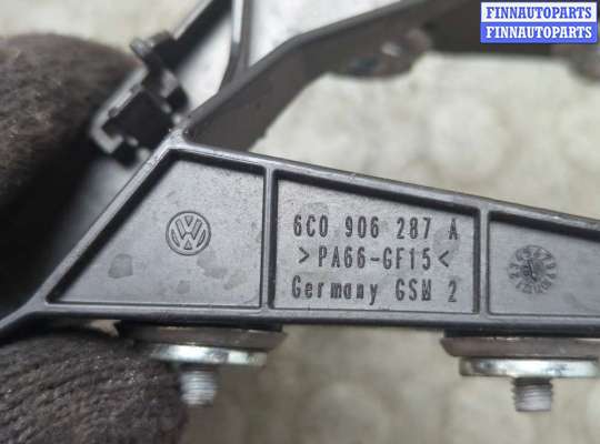 купить Кронштейн (лапа крепления) на Skoda Rapid 2012-2020