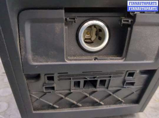 купить Консоль салона (кулисная часть) на BMW X3 E83 2004-2010