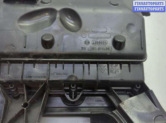 купить Корпус воздушного фильтра на Peugeot 3008 2009-2016