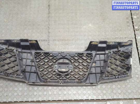 купить Решетка радиатора на Nissan Pathfinder 2004-2014