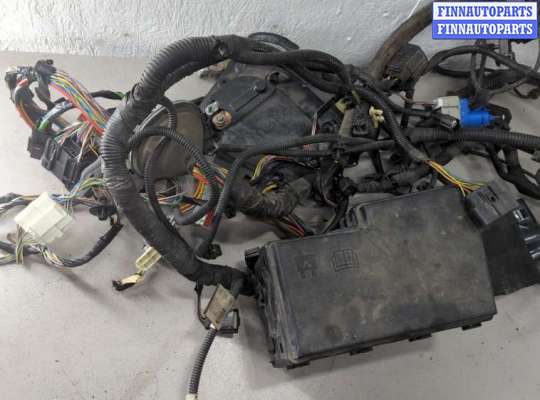 купить Блок предохранителей на Ford Escape 2012-2015