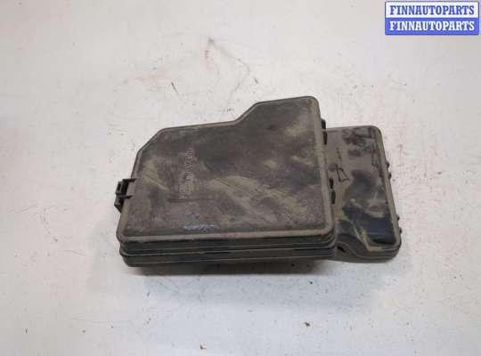 купить Крышка блока предохранителей на Toyota Highlander 2 2007-2013