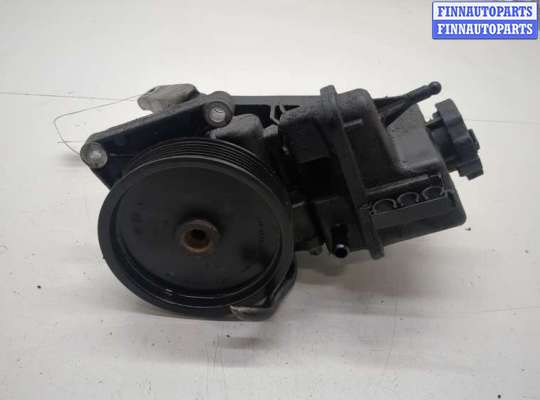 Насос гидроусилителя руля (ГУР) MB1573171 на Mercedes C W204 2006-2015