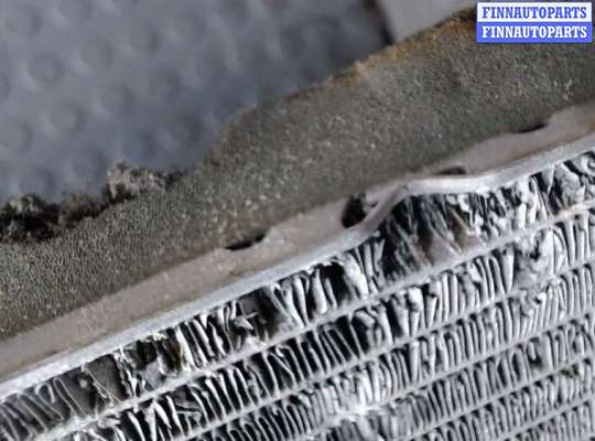 купить Радиатор охлаждения двигателя на Volvo XC70 2007-2013