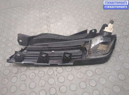 купить Решетка радиатора на Nissan Micra K12E 2002-2010