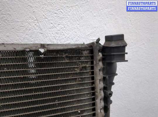 купить Радиатор охлаждения двигателя на Volkswagen Touareg 2002-2007