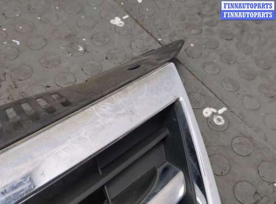 купить Решетка радиатора на Volkswagen Tiguan 2007-2011