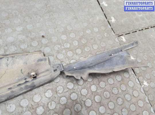 купить Накладка замка капота на Chevrolet Equinox 2017-2024