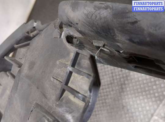 купить Рамка передняя (телевизор) на Volkswagen Touareg 2002-2007