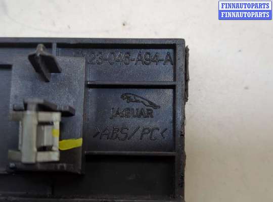 купить Пластик центральной консоли на Jaguar XF 2007-2015