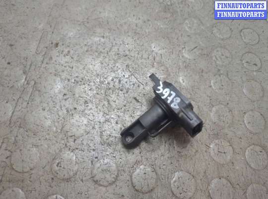 Измеритель потока воздуха (расходомер) TT962170 на Toyota Yaris 1999-2006