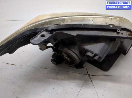 купить Фара (передняя) на Pontiac Vibe 1 2002-2008