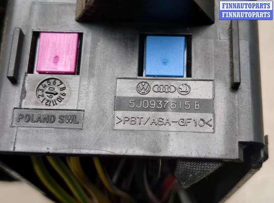 купить Блок предохранителей на Skoda Fabia 2007-2014