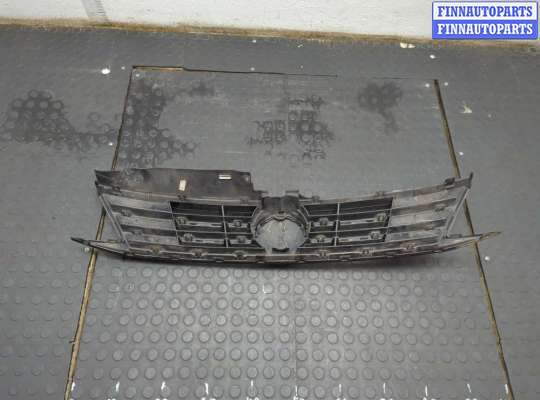 купить Решетка радиатора на Volkswagen Jetta 6 2010-2018