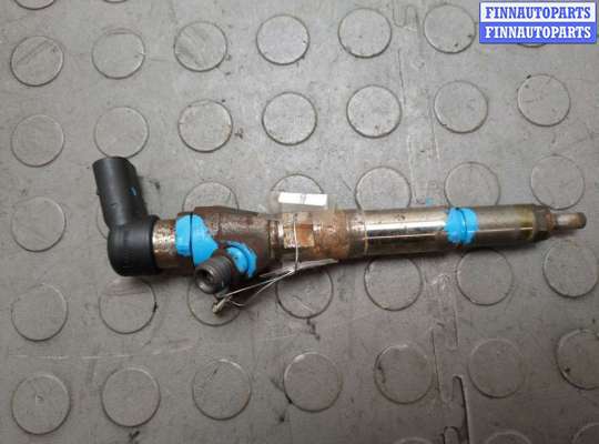 Купить Форсунка топливная на Renault Megane 3 2009-2016 Форсунка топливная RN1563156 на Renault Megane 3 2009-2016