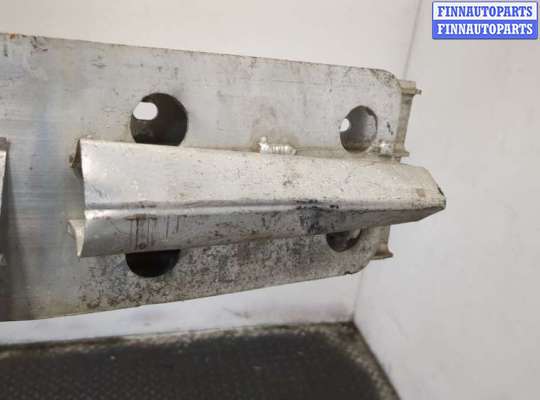 купить Усилитель бампера на Honda Civic 2011-2017