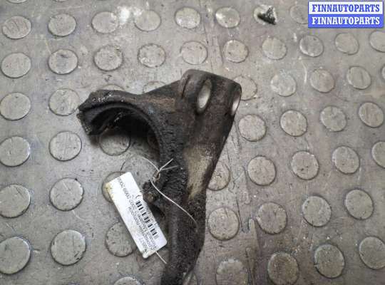 купить Кронштейн полуоси на Renault Megane 2 2002-2009