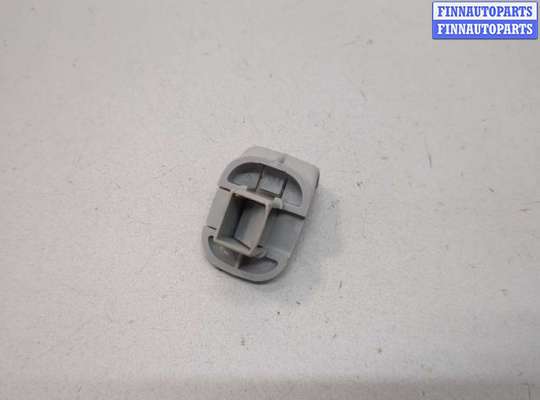 купить Кронштейн козырька солнцезащитного на Mazda CX-7 2007-2012