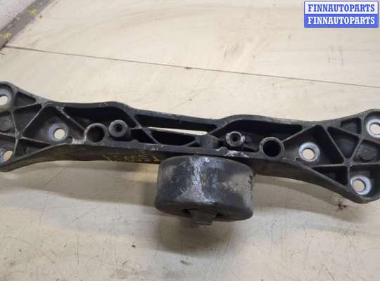 купить Кронштейн КПП на BMW 5 E39 1995-2003