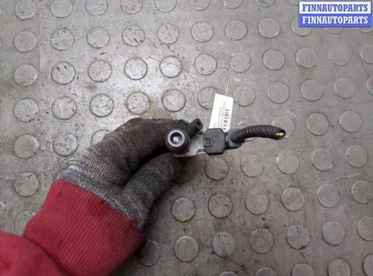 купить Форсунка топливная на KIA Carnival 1998-2006