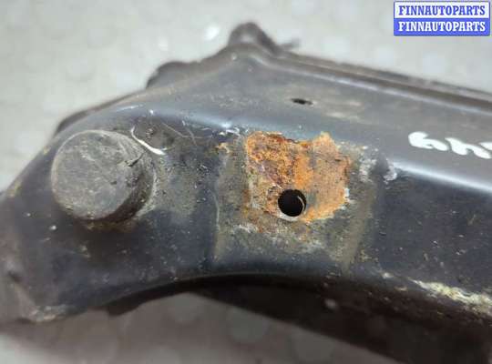 купить Рамка капота на Nissan Note E11 2005-2013