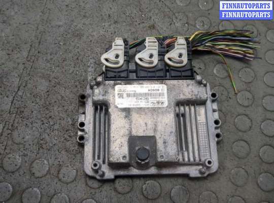 Блок управления двигателем FO2211262 на Ford Focus 2 2008-2011