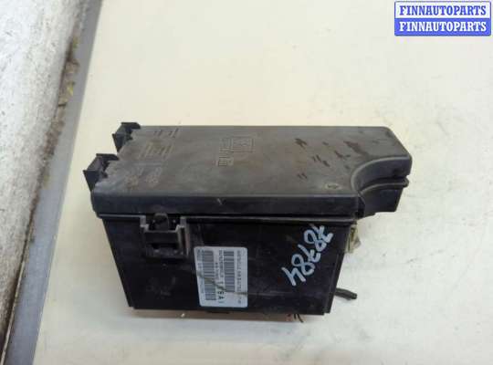 Блок предохранителей CRN4720 на Chrysler Sebring 2007-2010