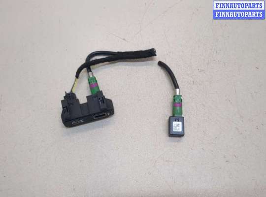 купить Разъем AUX/USB на Volkswagen Atlas 2017-2025