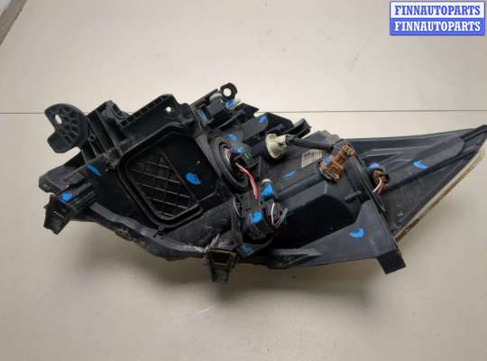 купить Фара (передняя) на Toyota Auris E15 2006-2012