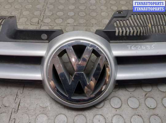 купить Решетка радиатора на Volkswagen Golf 5 2003-2009