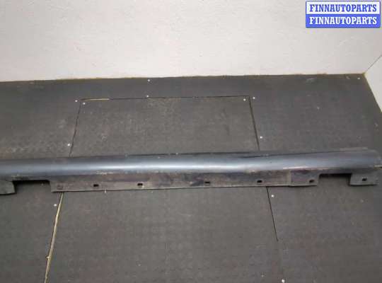 купить Накладка на порог на Mercedes C W204 2006-2015