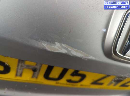 Стекло заднее