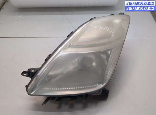 Фара (передняя) TT963367 на Toyota Prius 2003-2009