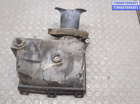 купить Корпус воздушного фильтра на Infiniti QX56 2004-2010